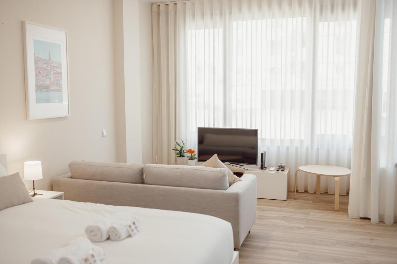 Modern Trindade By Homing Apartment Porto Bagian luar foto