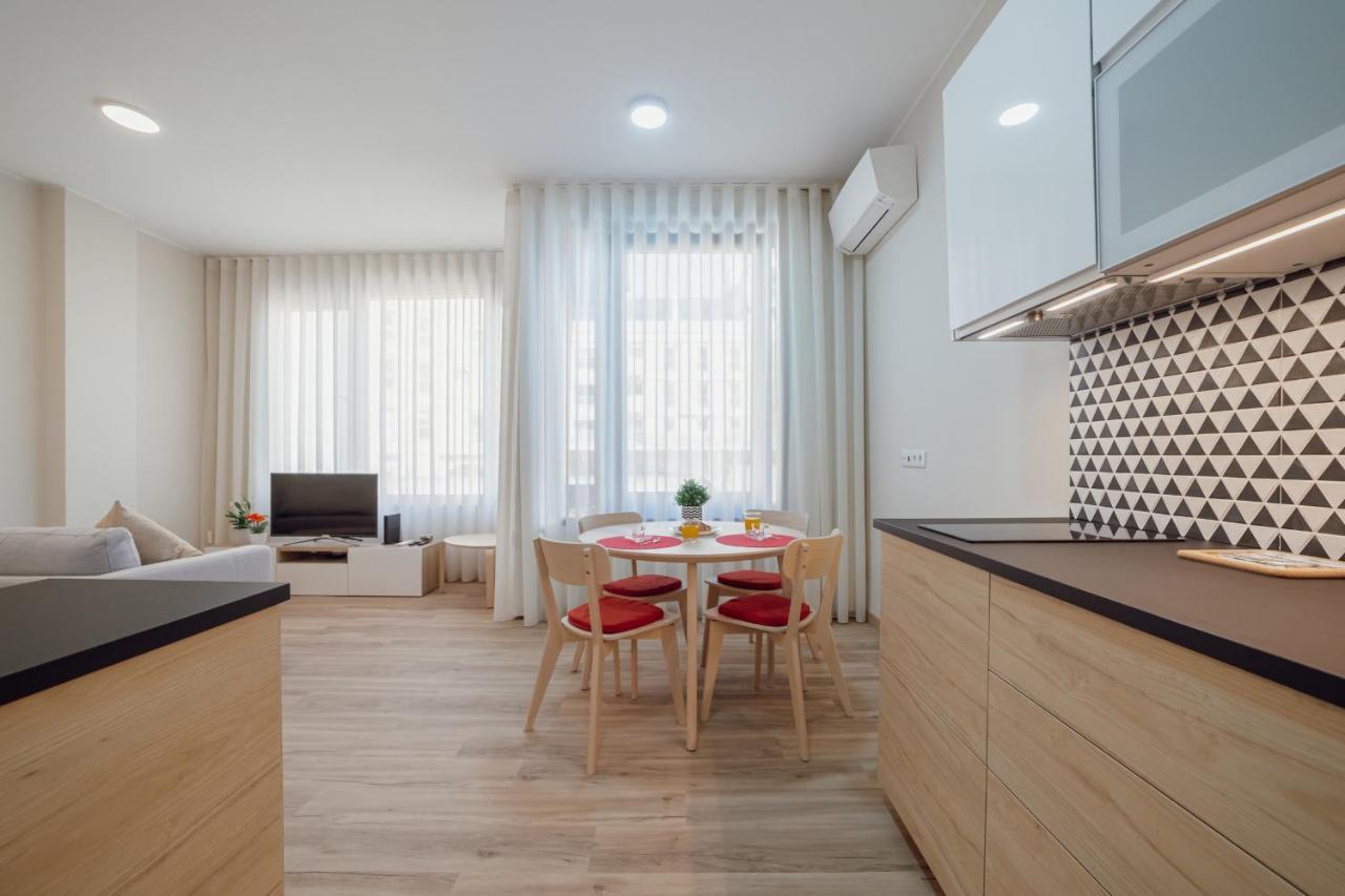 Modern Trindade By Homing Apartment Porto Bagian luar foto